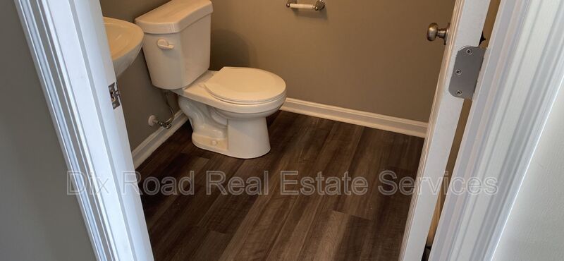 806 Prescot Cir – photo 4