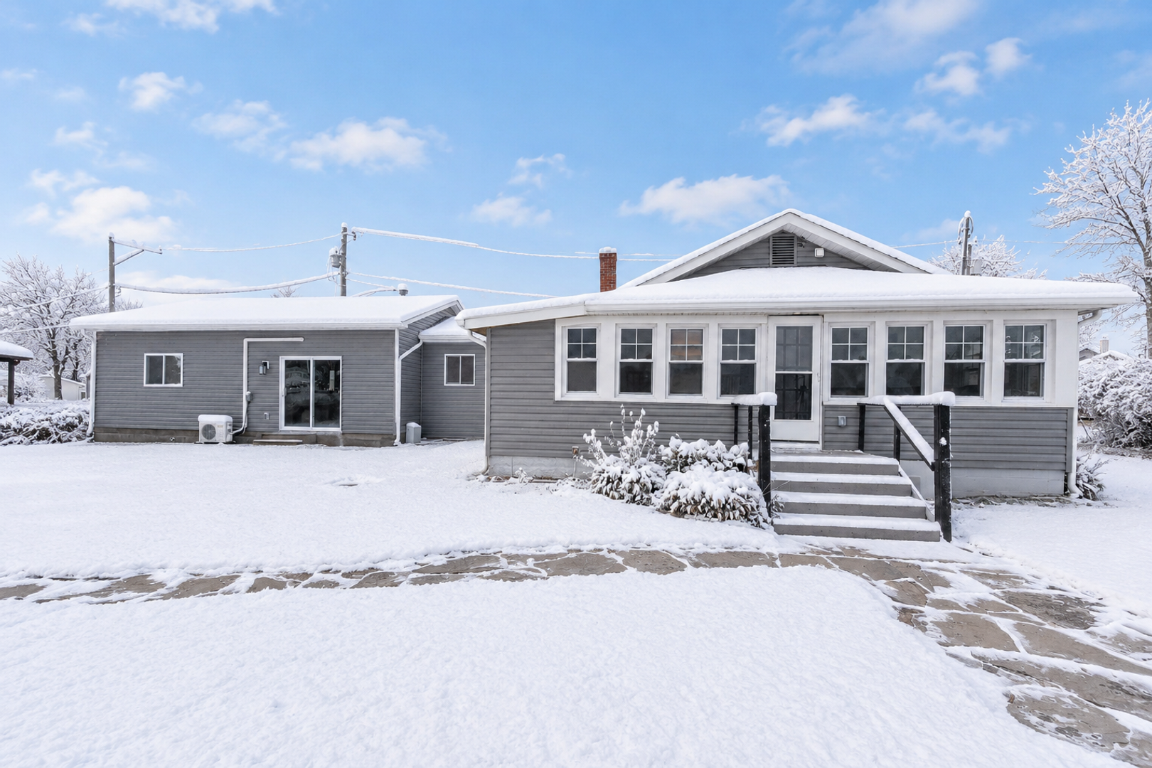 7690 Walnut St – photo 3