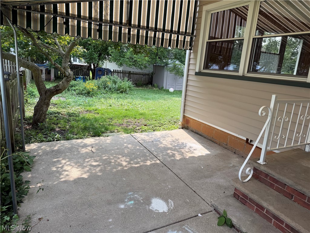 16223 Bardbury Ave – photo 2