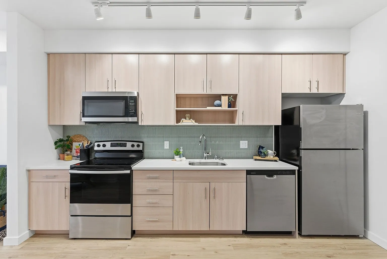District Lofts at Garland – photo 1