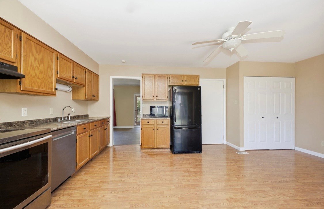 510 W Market St – photo 4