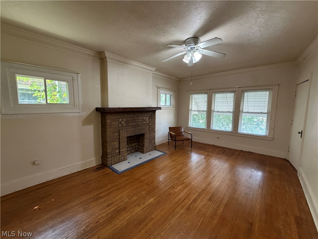 1357 Phelps Ave unit 4 – photo 2