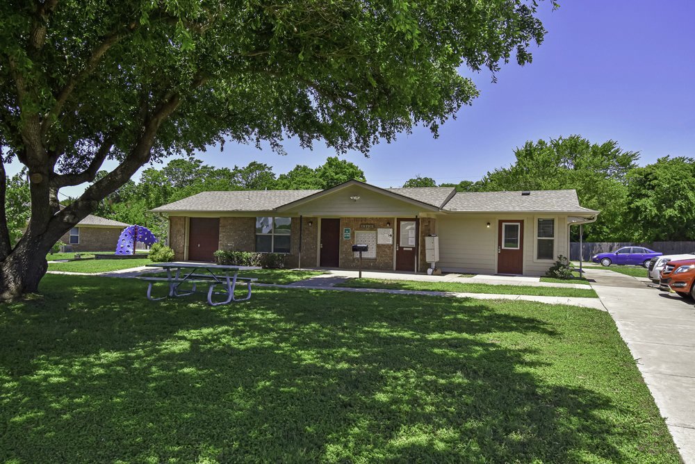 200 Bobcat Ln unit 102 – photo 3