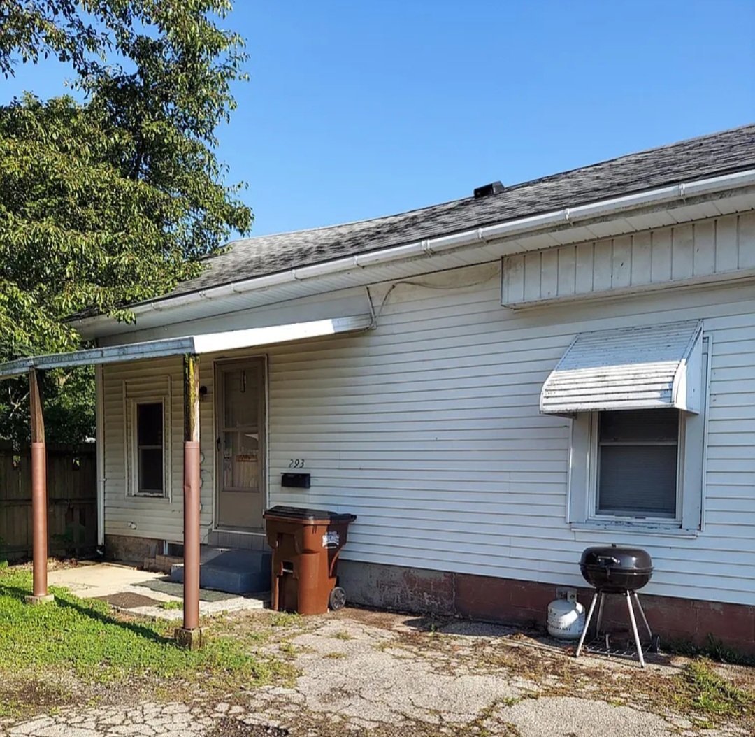 293 E Main St – photo 1
