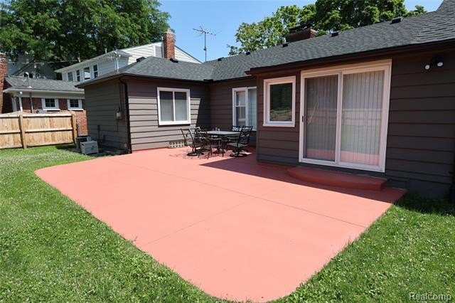 4121 Seminole Dr – photo 2