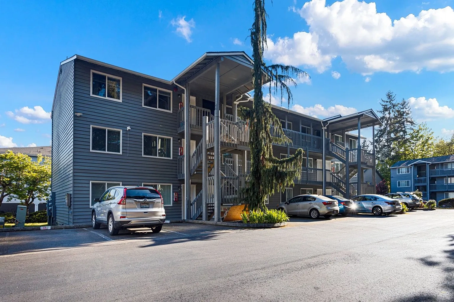 The Lodge @ 73rd – photo 3