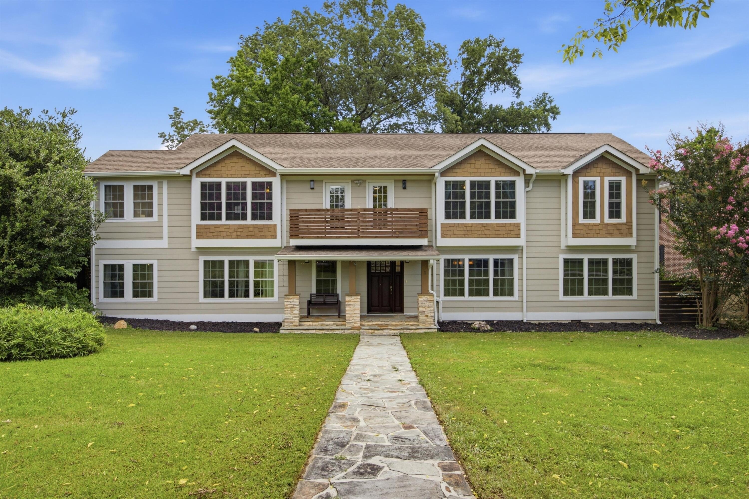 1 Fairhills Dr – photo 1