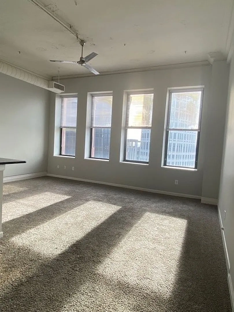 Perry Payne – 1 br / 1.0 ba (748 sf)