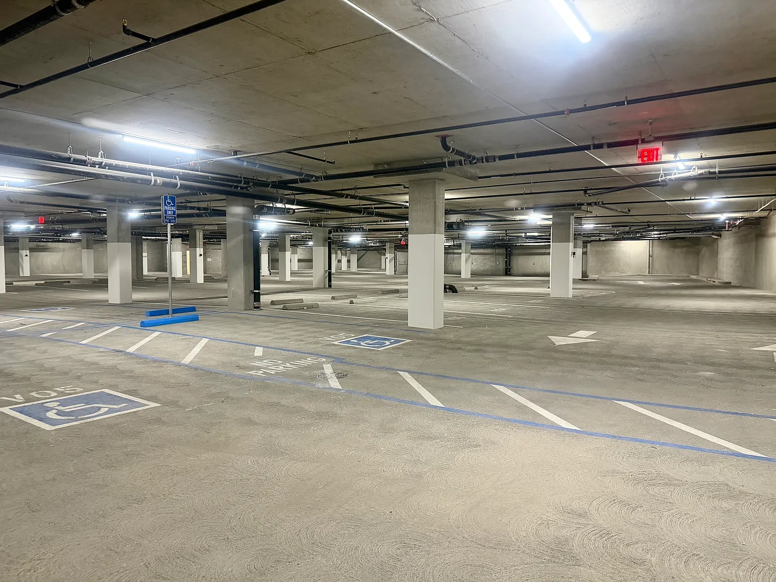 Blue Oak Square – photo 1