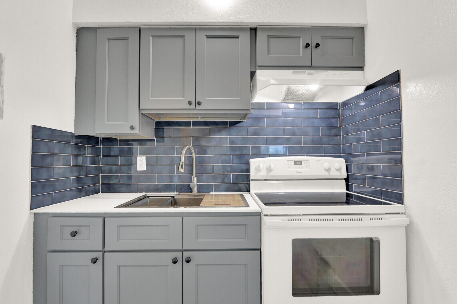 2701 Avenue E – photo 4
