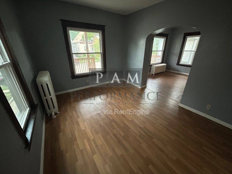 1213 S 72nd St – photo 4