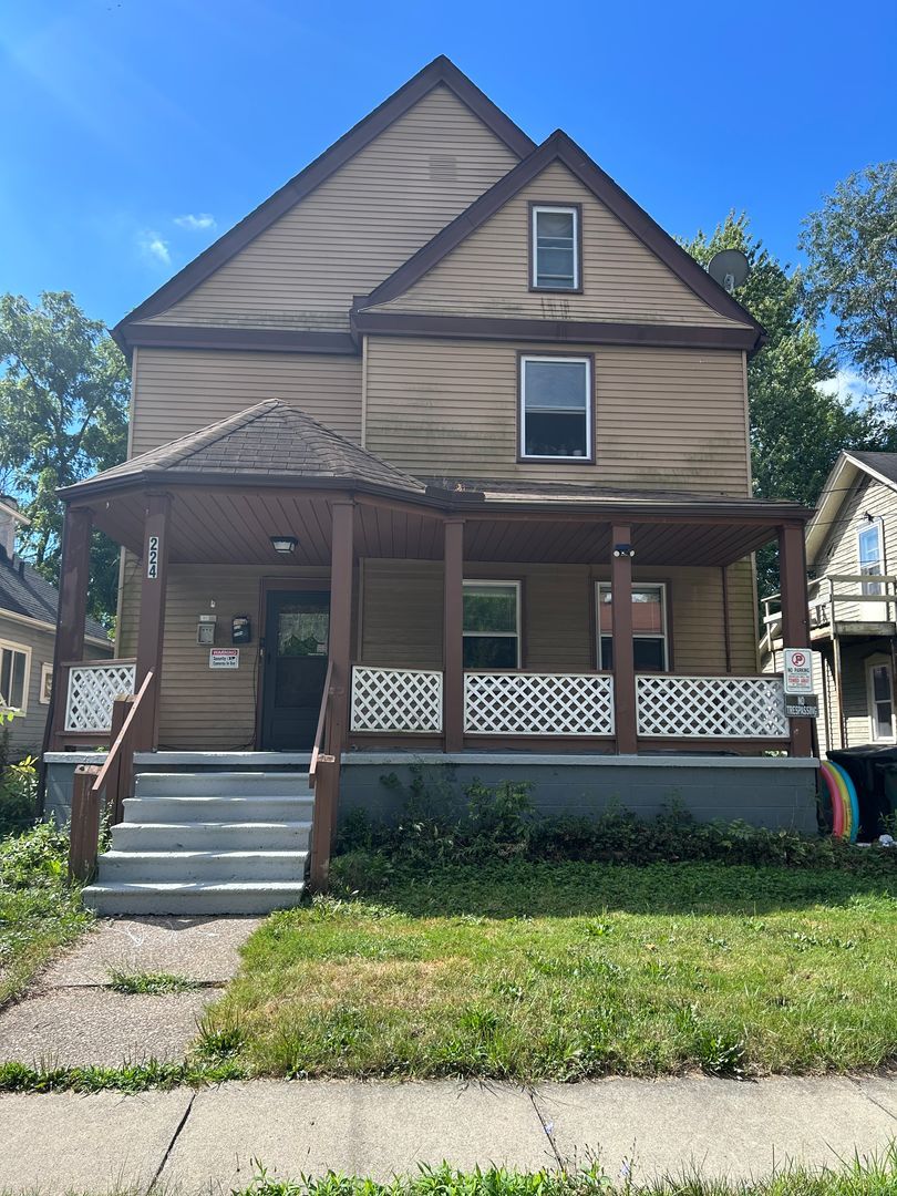 224 7th St unit 224 7th St Down – photo 1