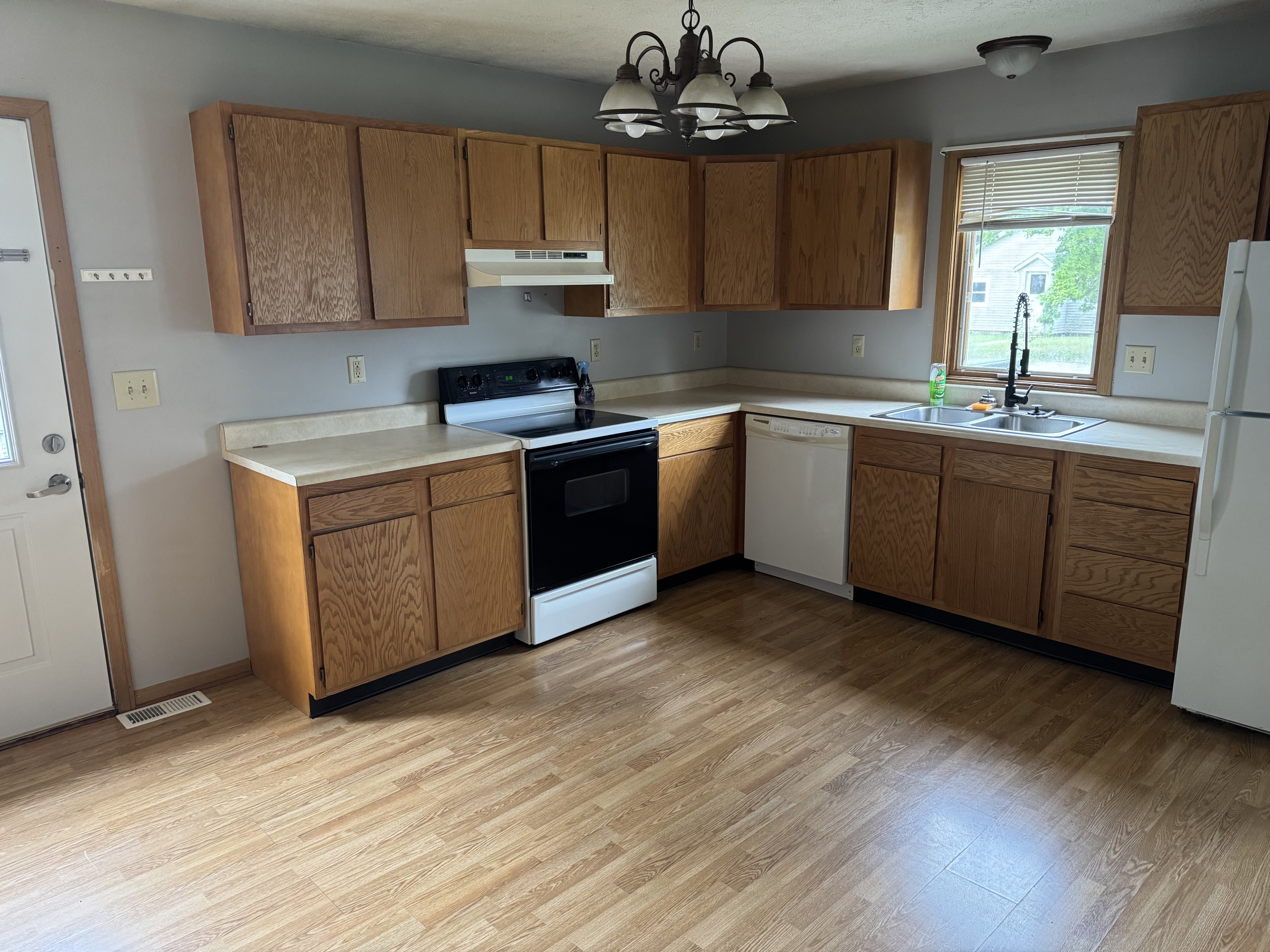 705 E Timber St – photo 5