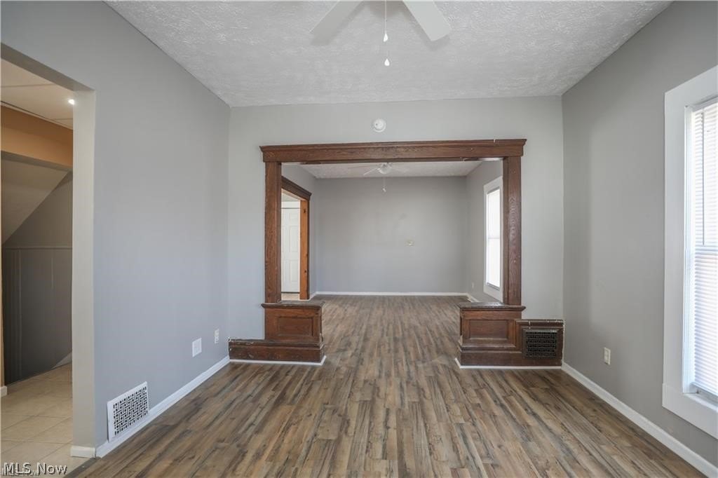 559 E Exchange St – photo 5