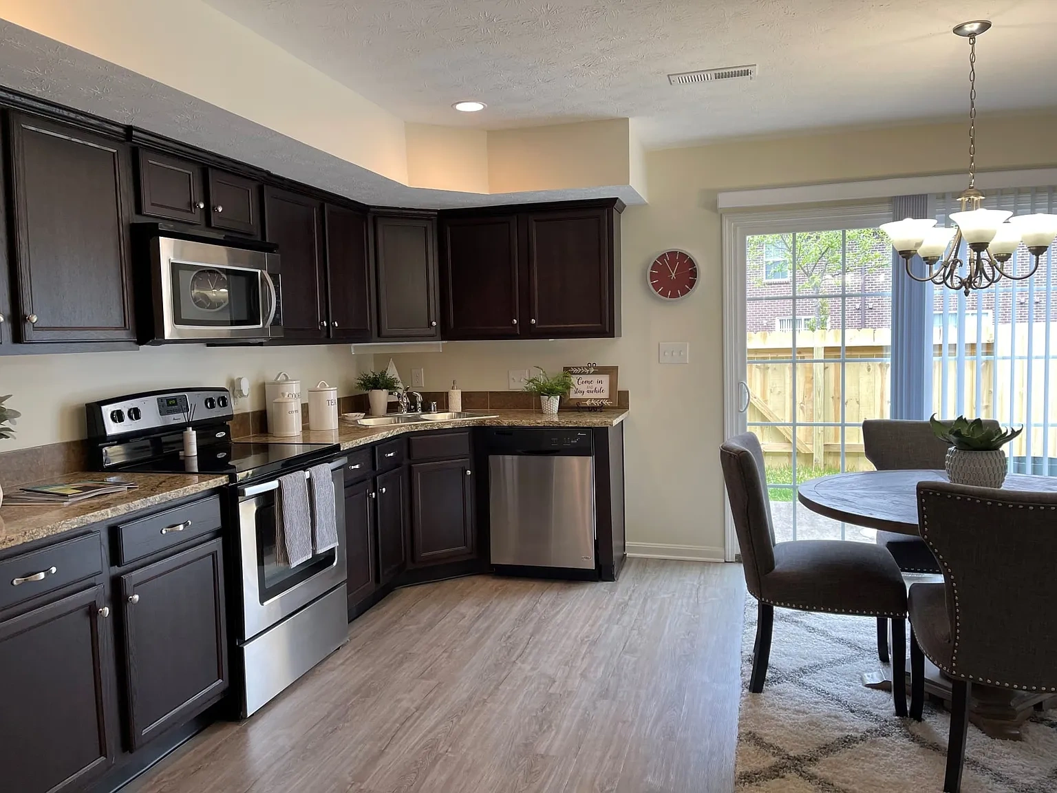 Ashton Park Townhomes – photo 2