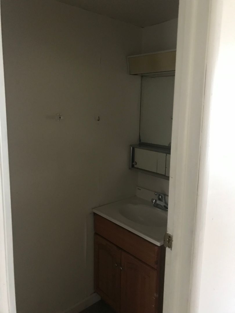 500 W Freeman St unit 4 – photo 4