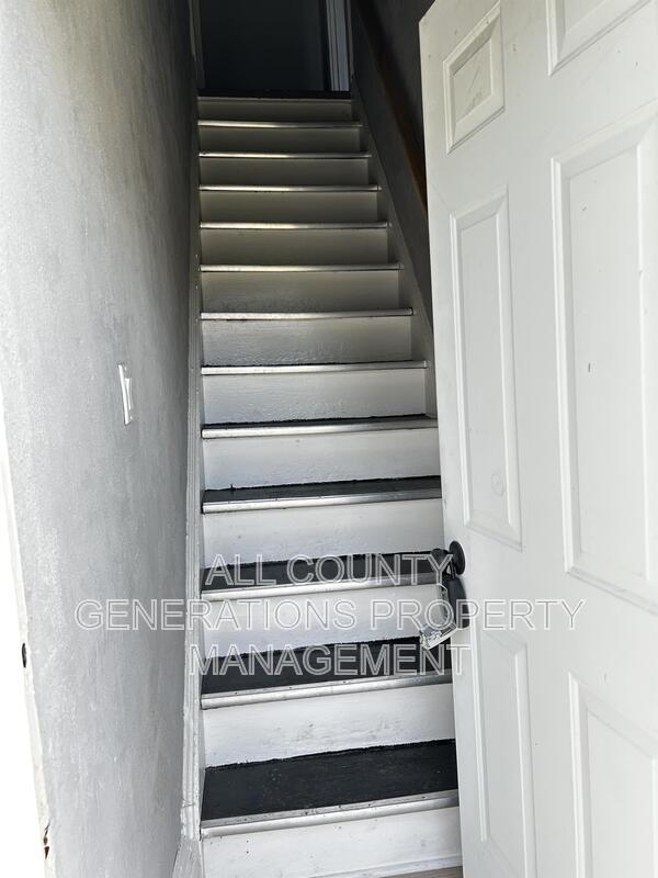 1230 Norwood Rd – photo 2
