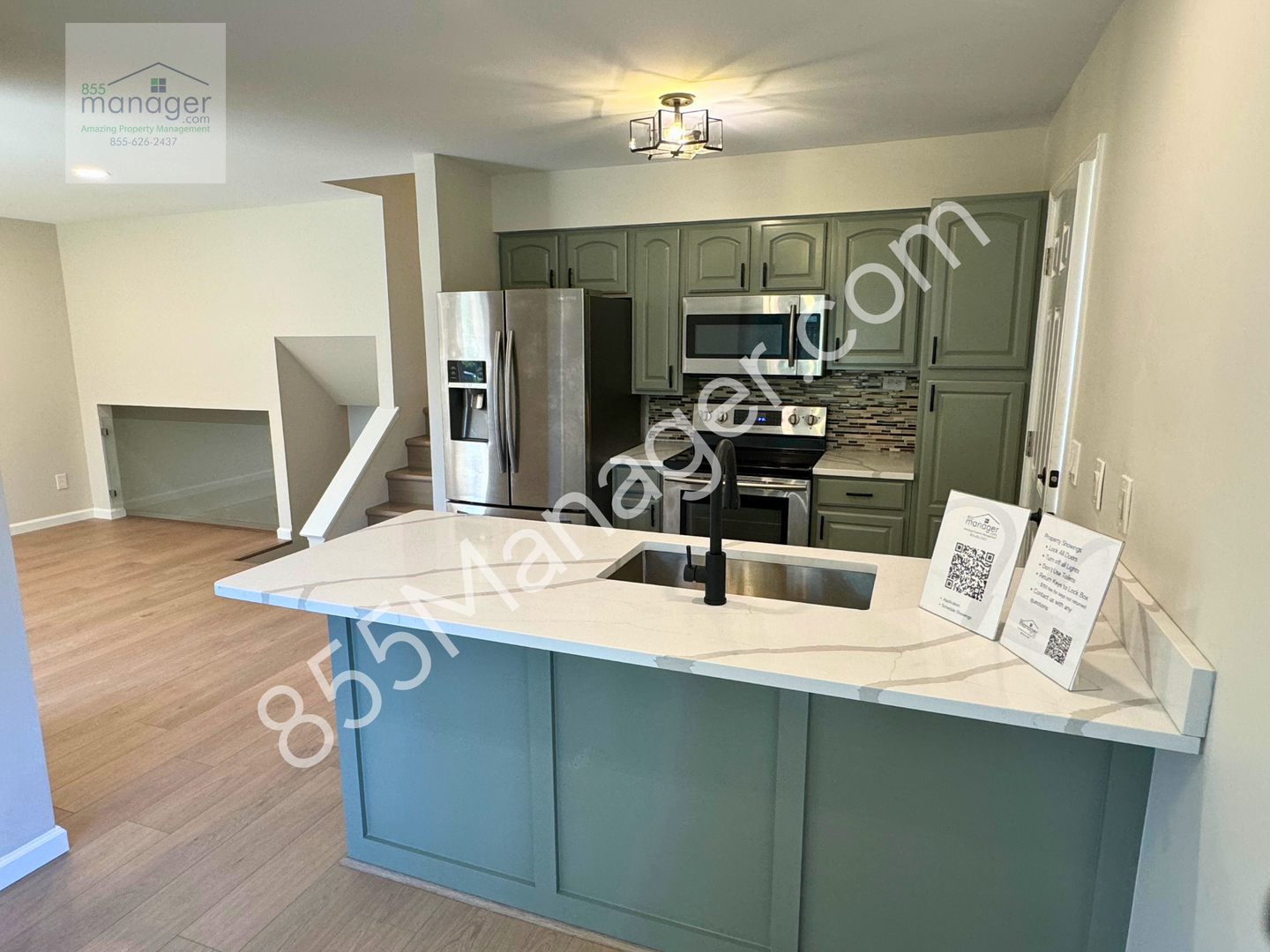 1040 Lalond St – photo 3