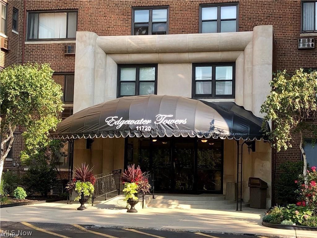 11720 Edgewater Dr unit 216 – photo 3