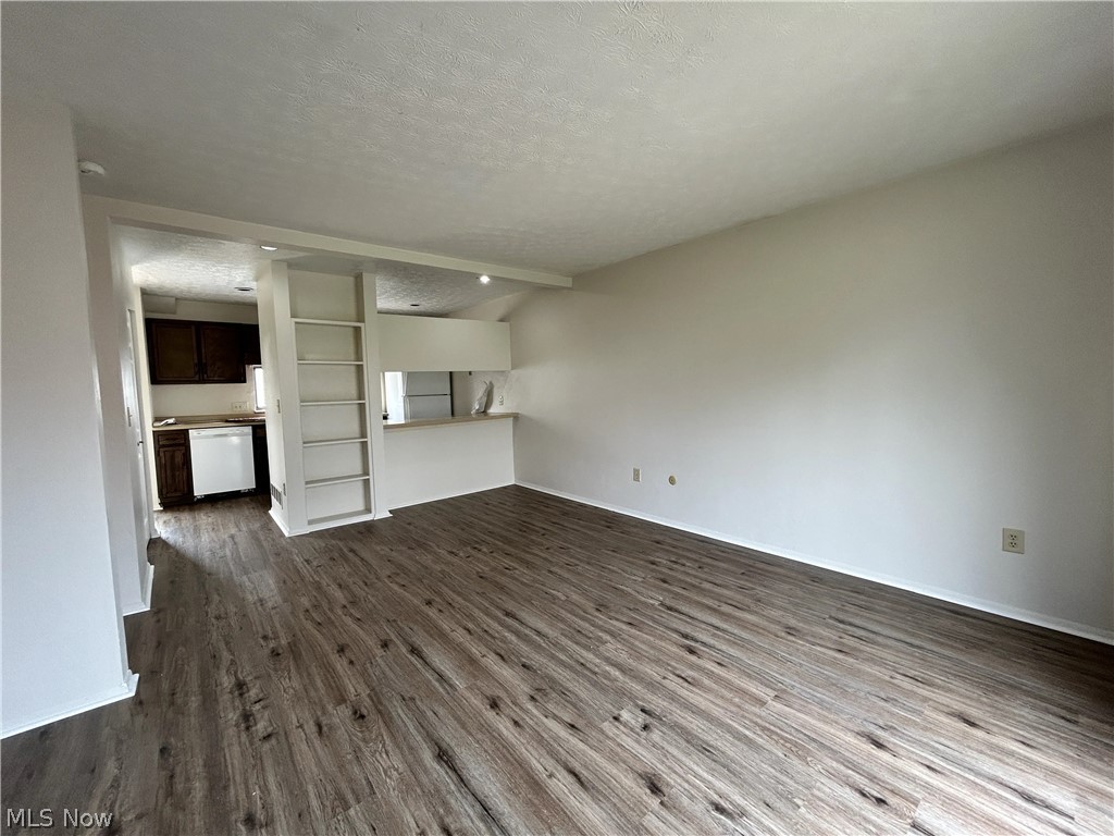 123 Orchard Dr unit A – photo 2
