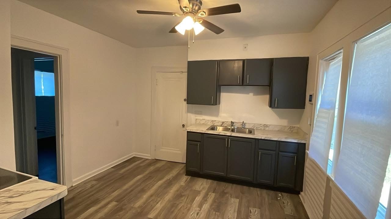 3716 E 153rd St unit 1 – photo 1