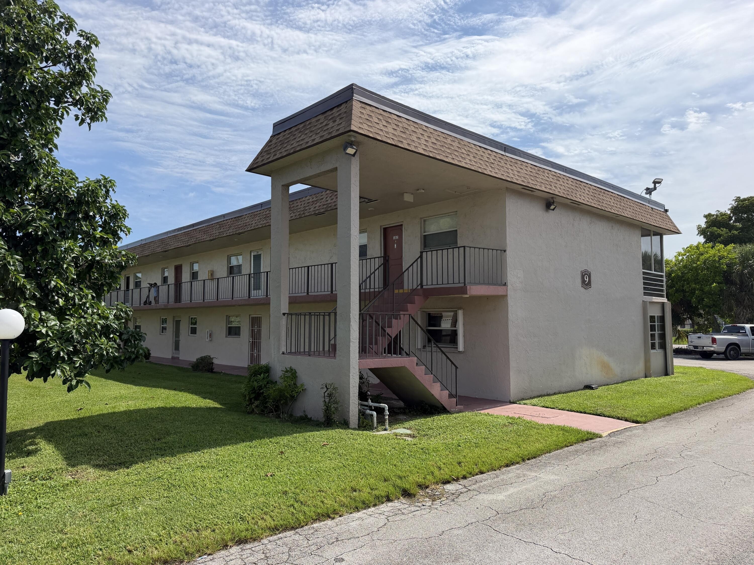 500 Bonnie Blvd #182 – photo 3