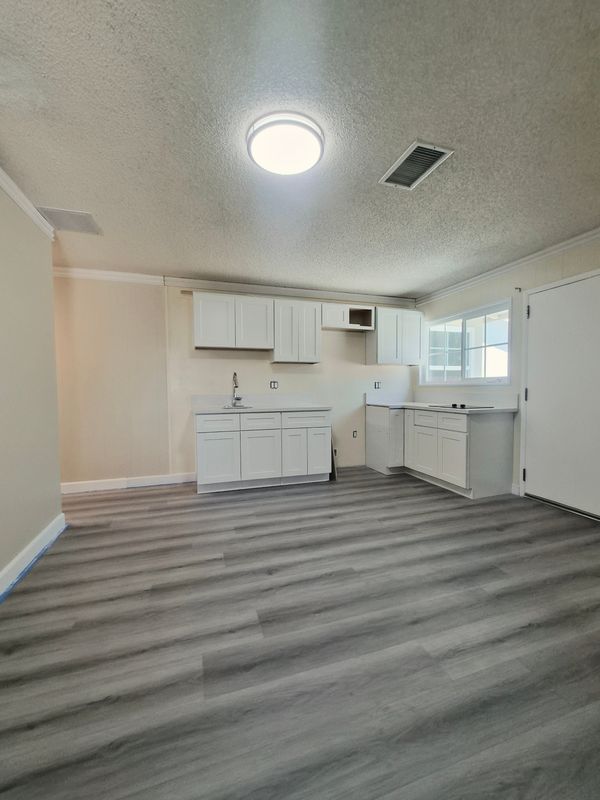 2931 S Sepulveda Ave – photo 2