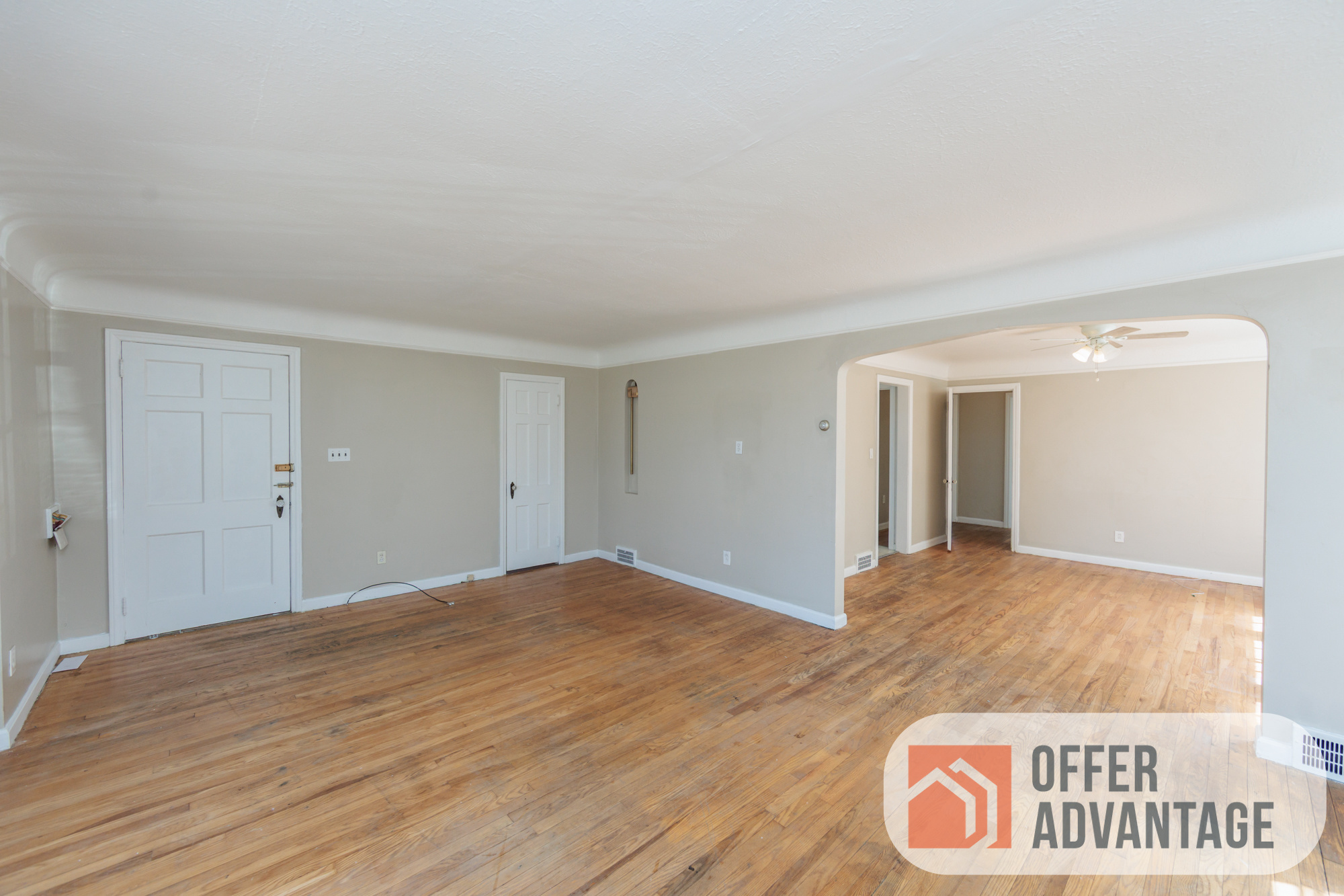 1469 Genesee Rd unit 1 – photo 3