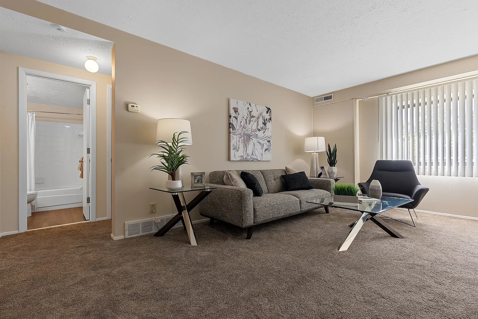 Southgate Towers – photo 4