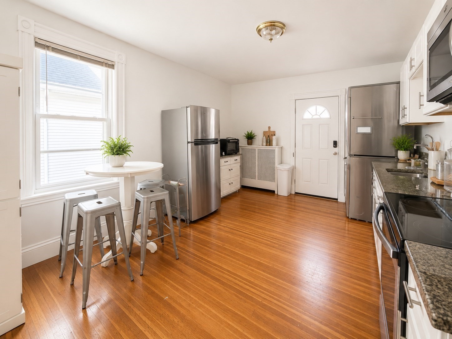 60 Bayswater St unit 2 – photo 4