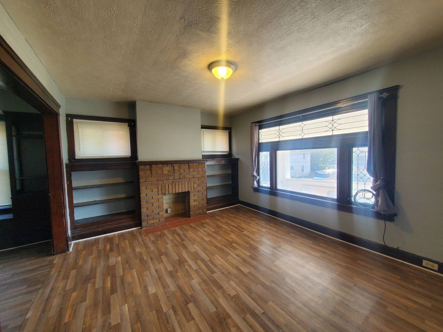 2217 W 105th St unit UP Unit – photo 3