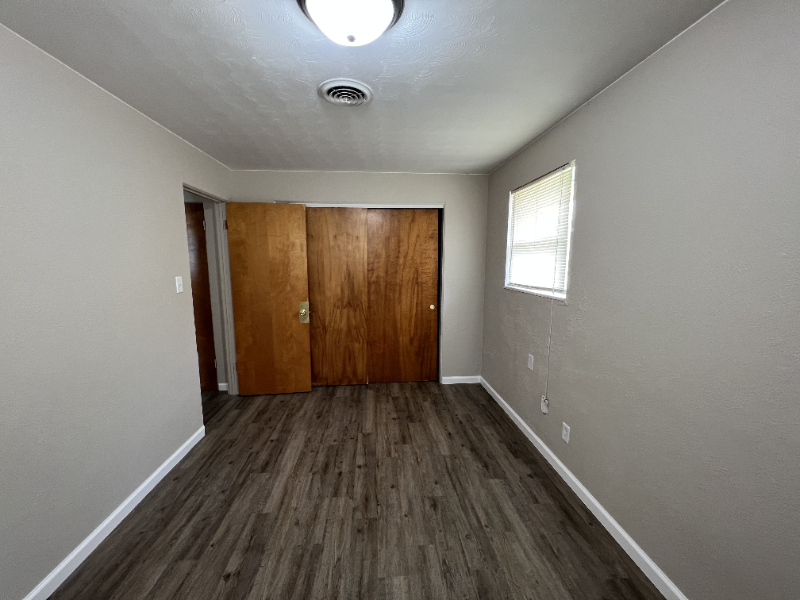 618 N Ohio St – photo 2