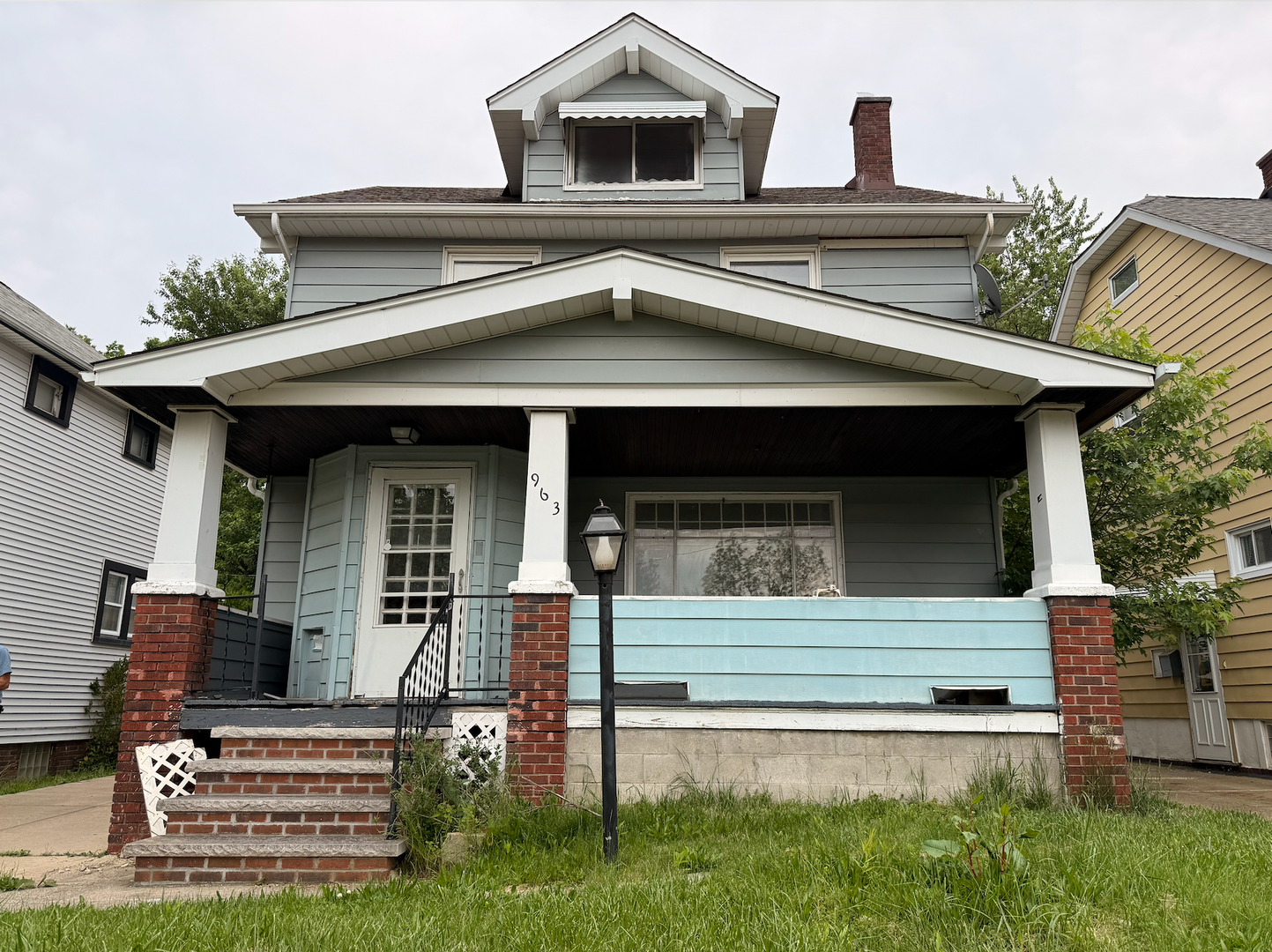 963 Selwyn Rd – photo 1
