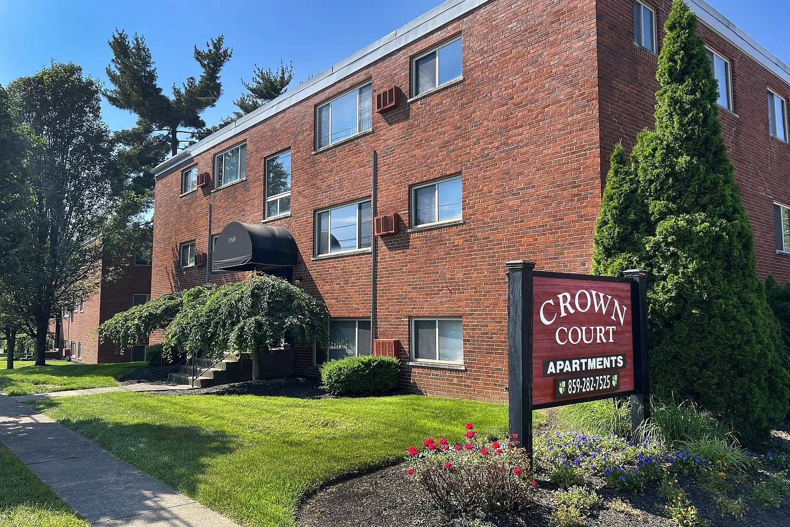 Crown Court Apartments – photo 3