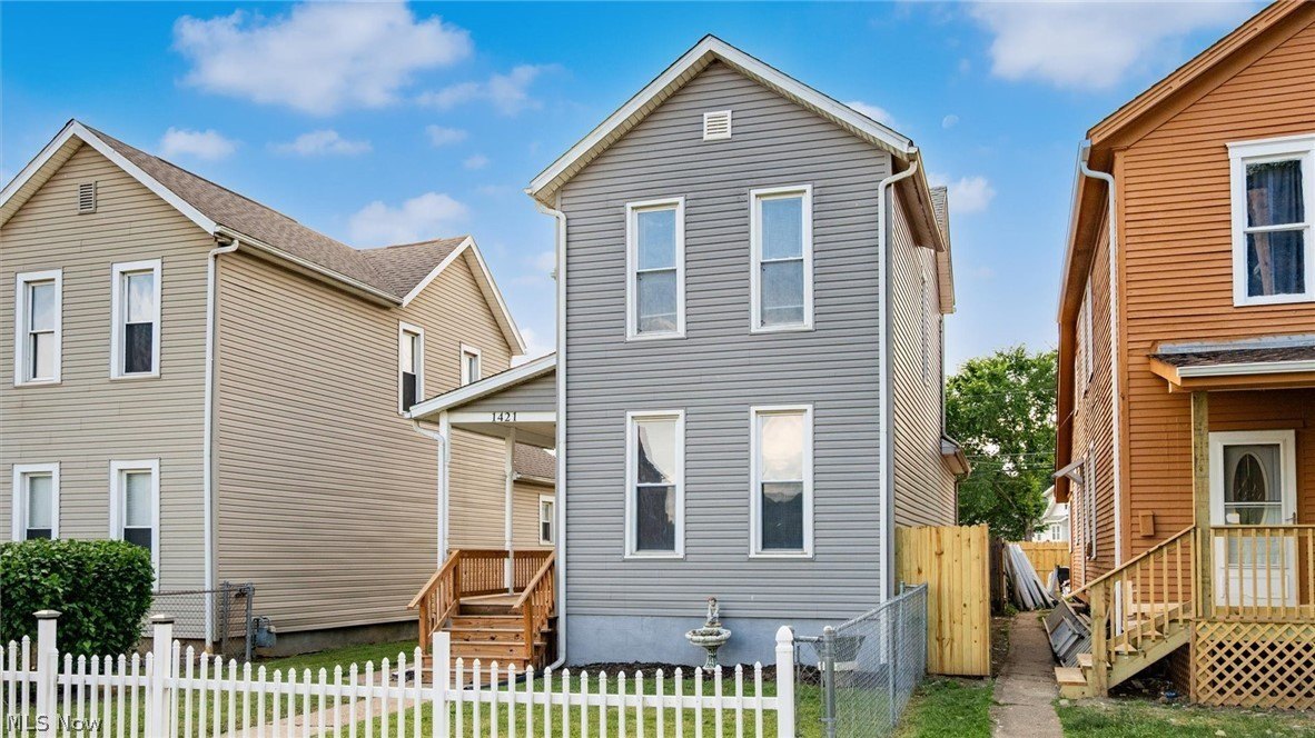 1421 Central Ave – photo 1