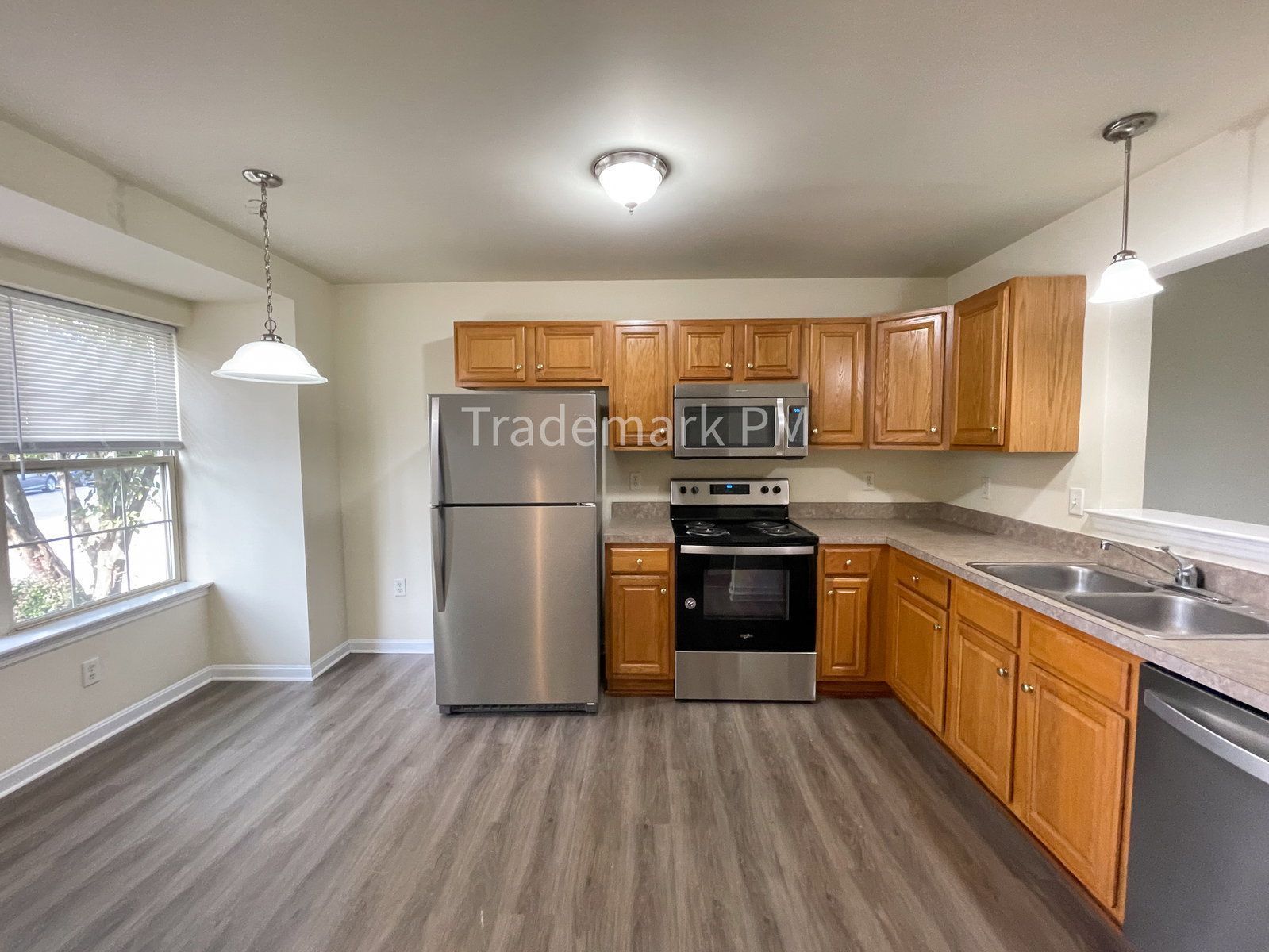 1833 Bradfield Dr – photo 5
