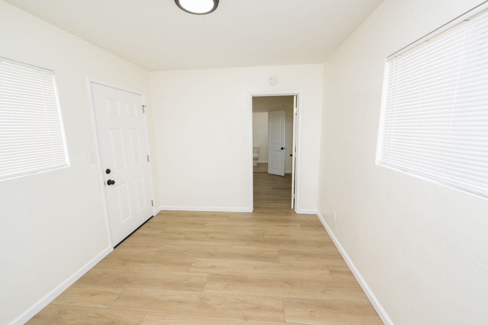 1053 Florence St – photo 5