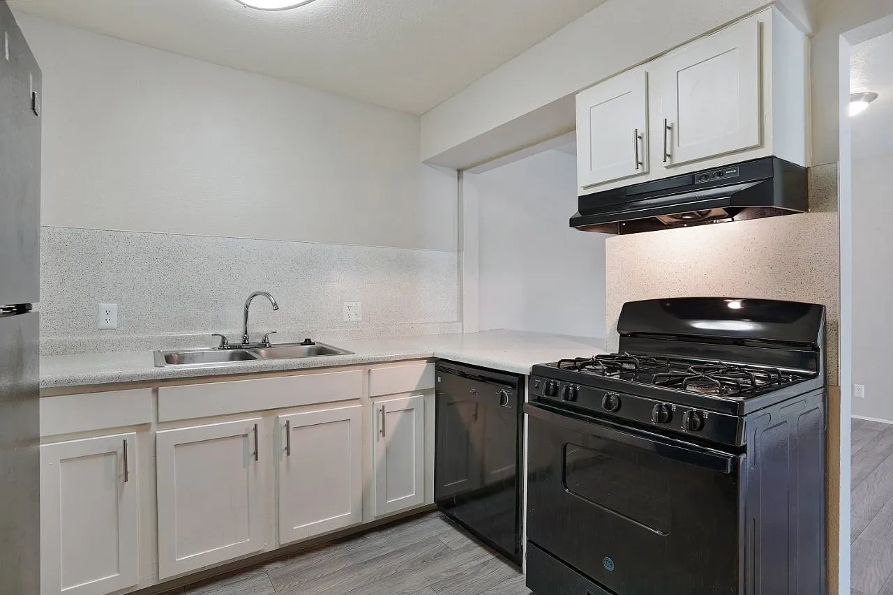 Villas at Vine – photo 2