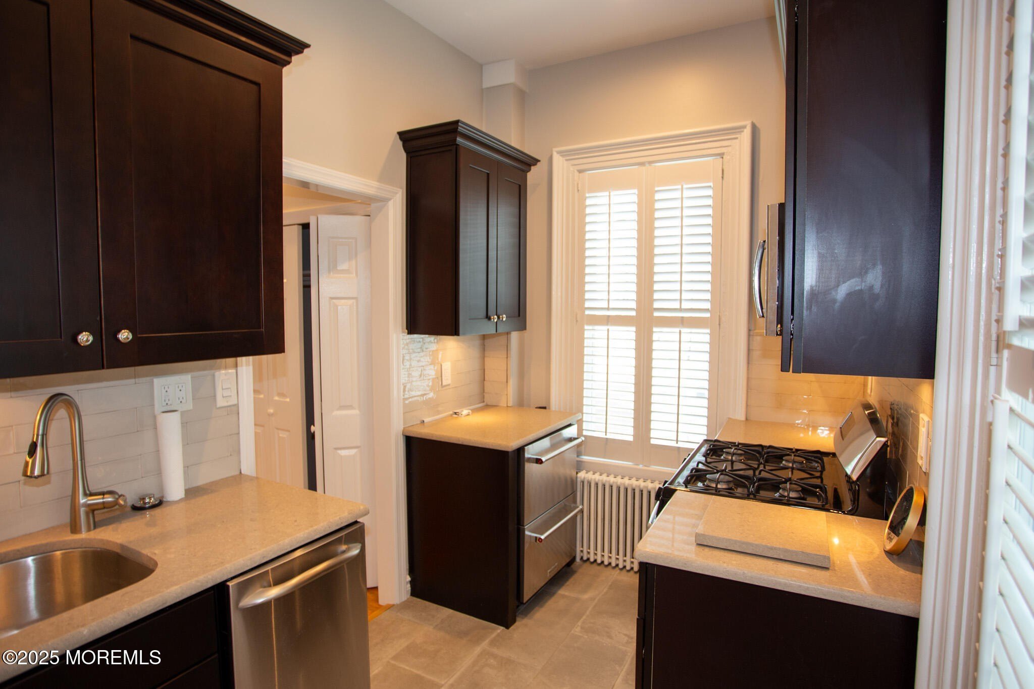 6 3rd Ave #2 – photo 5