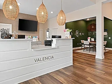 Valencia on Avery – photo 1