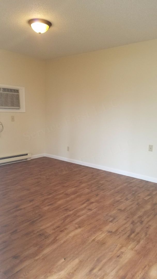 201 Main Delta St unit 16 – photo 4