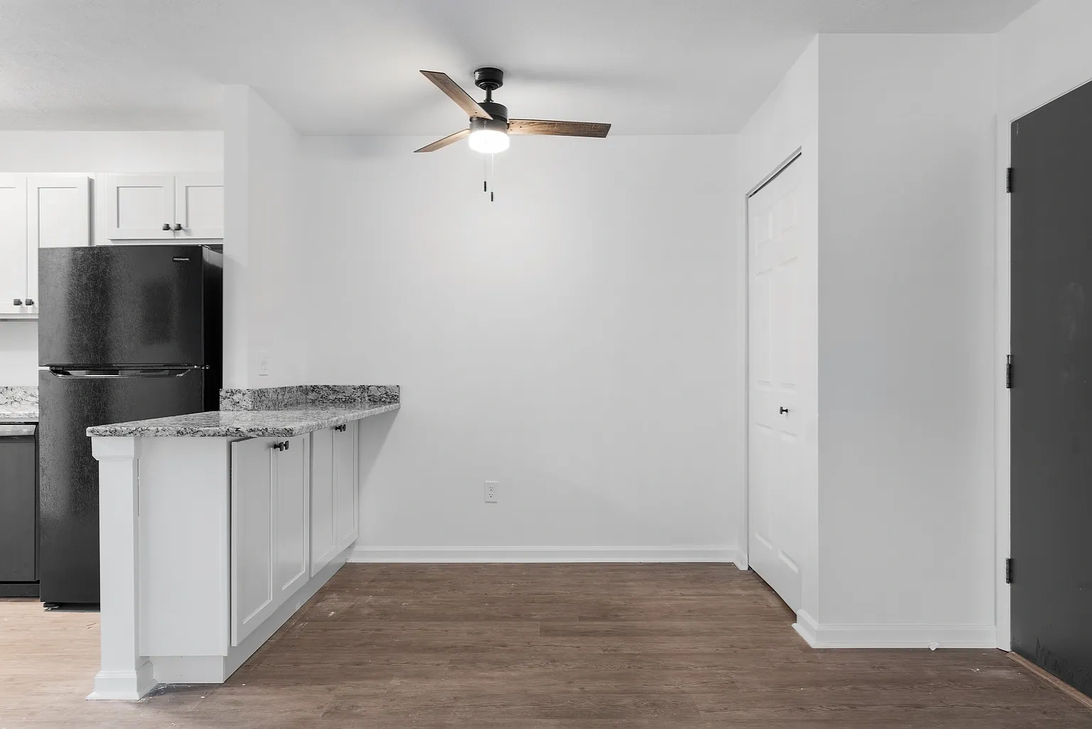 Westwood Apartments - SP Lafayette LLC – photo 5