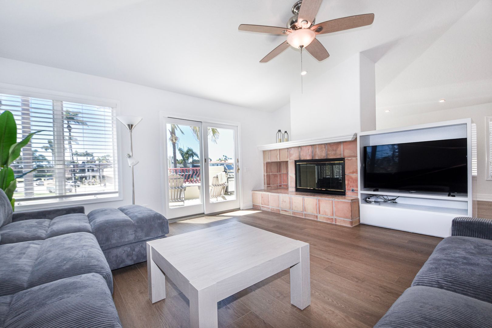 741 Guadalupe Ave unit Vacation Rental – photo 3
