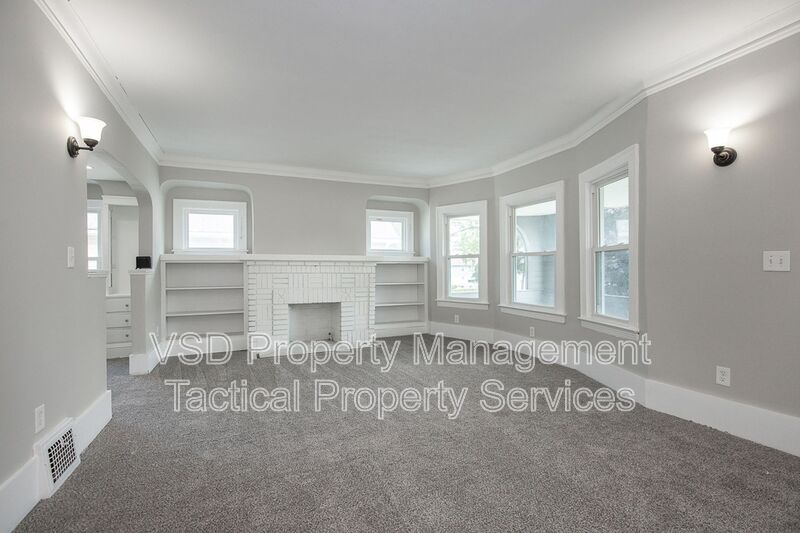 3694 E 147th St – photo 4