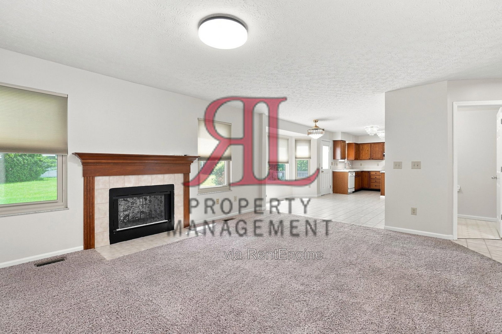 6058 Northcliff Ct – photo 2