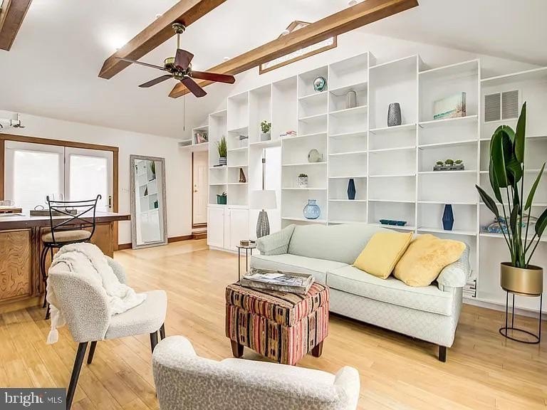 1121 Tyler Ave #1A – photo 1