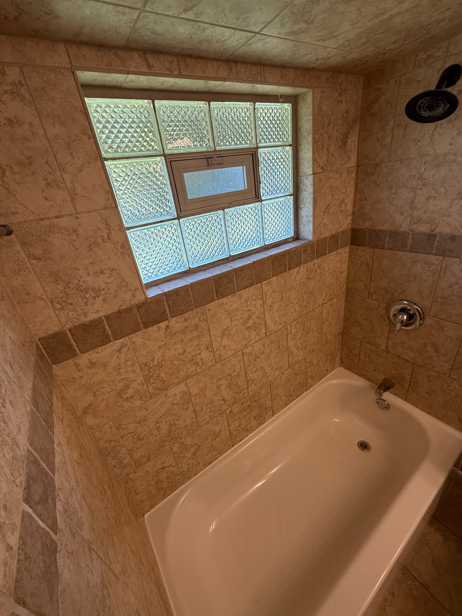 3918 Cordell Dr – photo 5