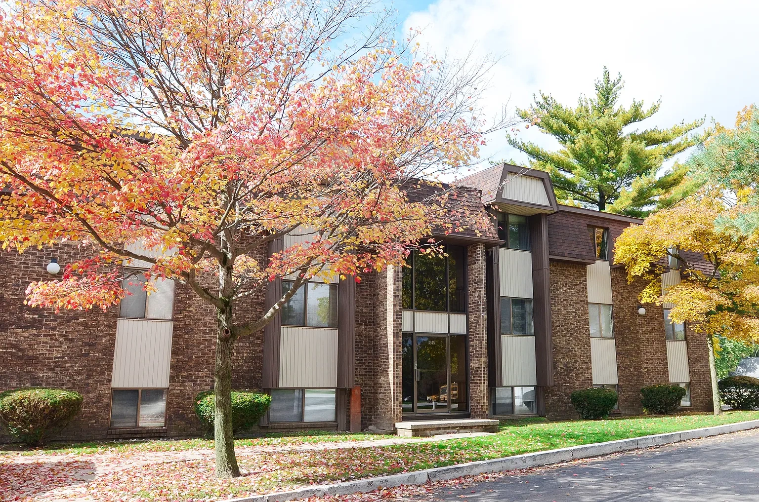 Cambridge Woods Apartments – photo 3