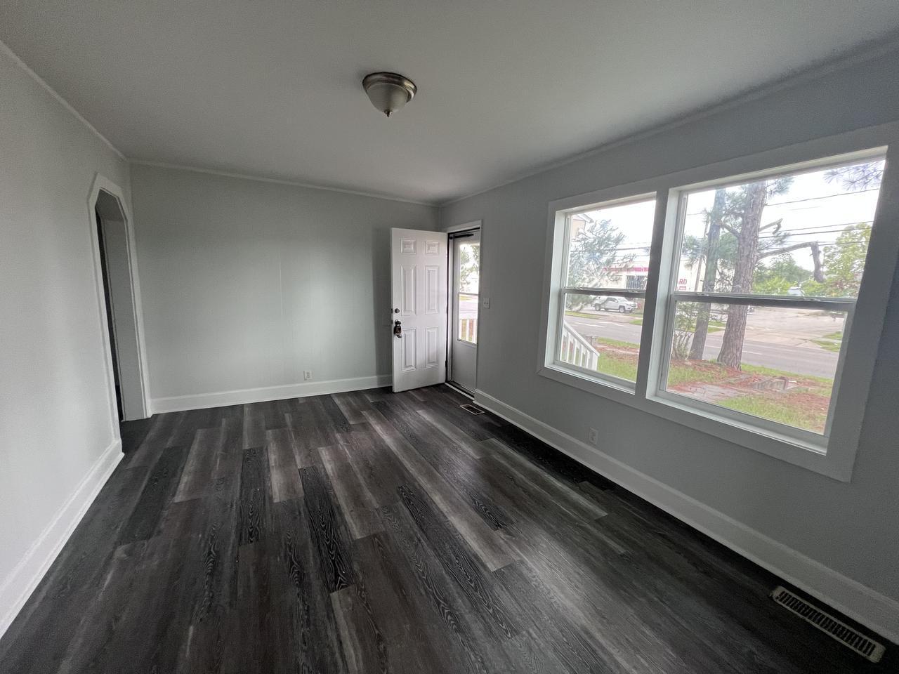 810 S 16th St – photo 2
