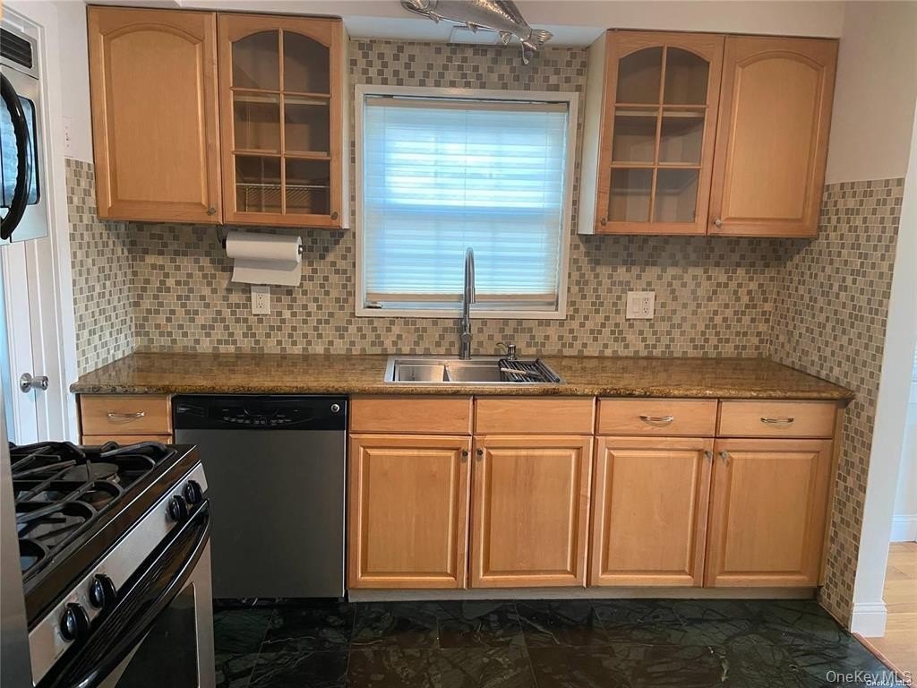 541 E Park Ave #1ST – photo 3